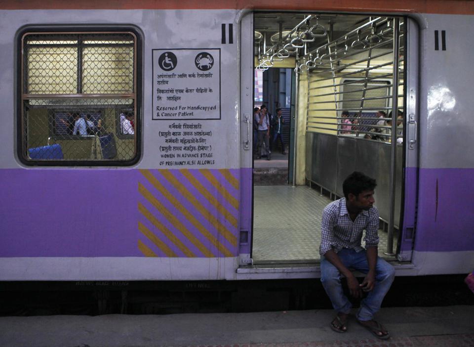 Mumbai railway police to start campaign against illegal commuters on