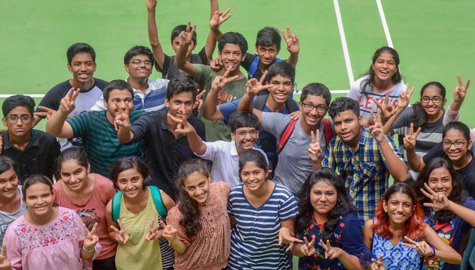 Maharashtra SSC result 2018: Pass percentage slightly up as more ...