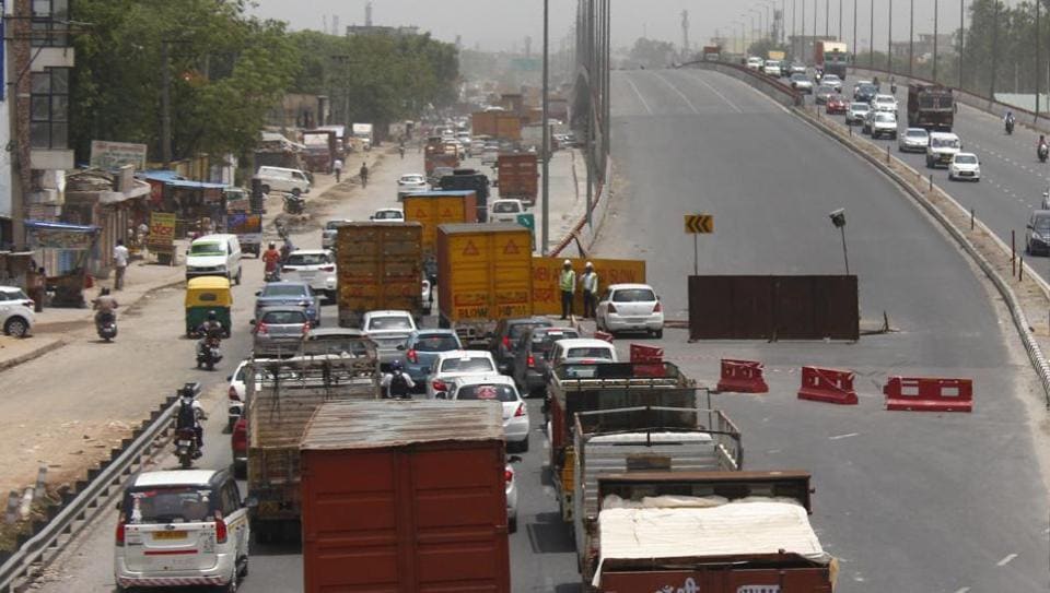 Gurugram faces traffic jams as Hero Honda chowk flyover under repair