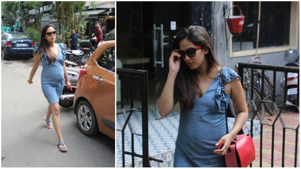 Mira Rajput S Pregnancy Glow Is Hard To Miss As She Steps Out In Style See Pics Bollywood