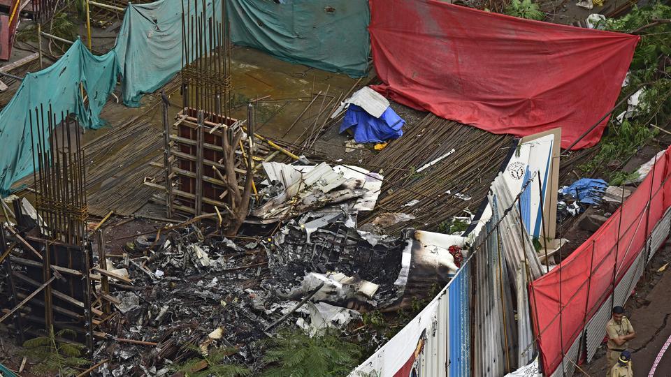 Investigators say Mumbai plane crash report in 15 days, experts dub it