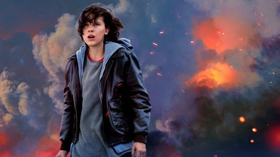 Godzilla King of the Monsters goofs up, forgets to remove cameraperson from first clip