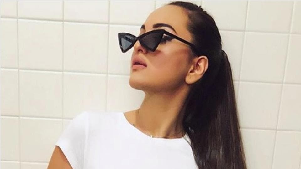 Revealed: The mystery behind Sonakshi Sinha's diamond ring
