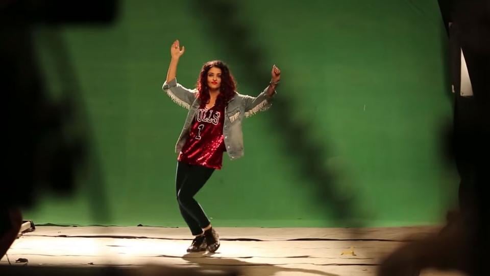 Watch Aishwarya Rai laugh, dance, sing in this BTS video from Fanney