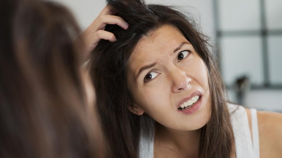 Here's how your diet can impact your dandruff status | Health - Hindustan  Times