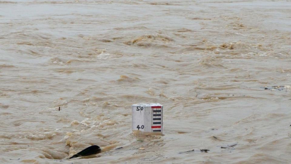 Ganga close to danger mark, Haridwar on flood alert due to incessant ...