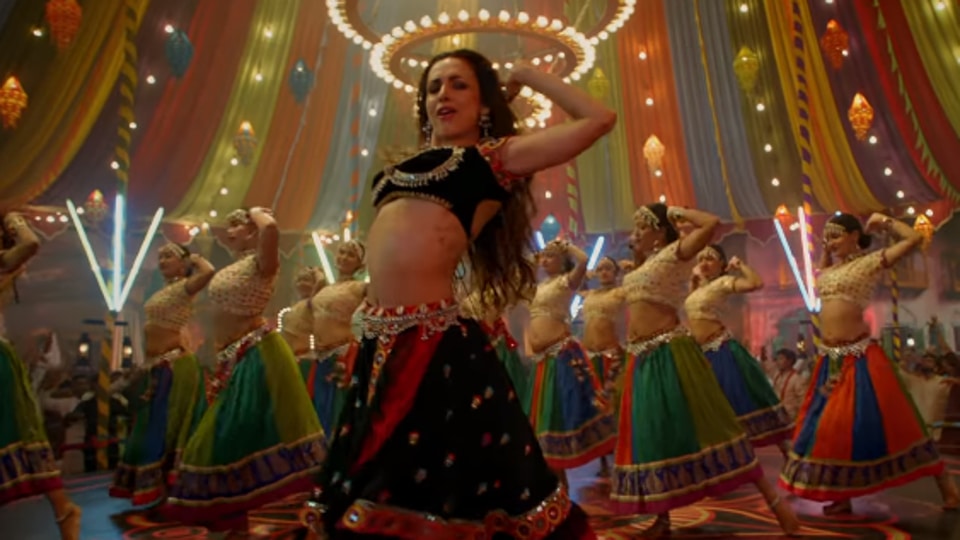 Pataakha song Hello Hello: Malaika Arora dances in a tent, sings about Whatsapp. Watch