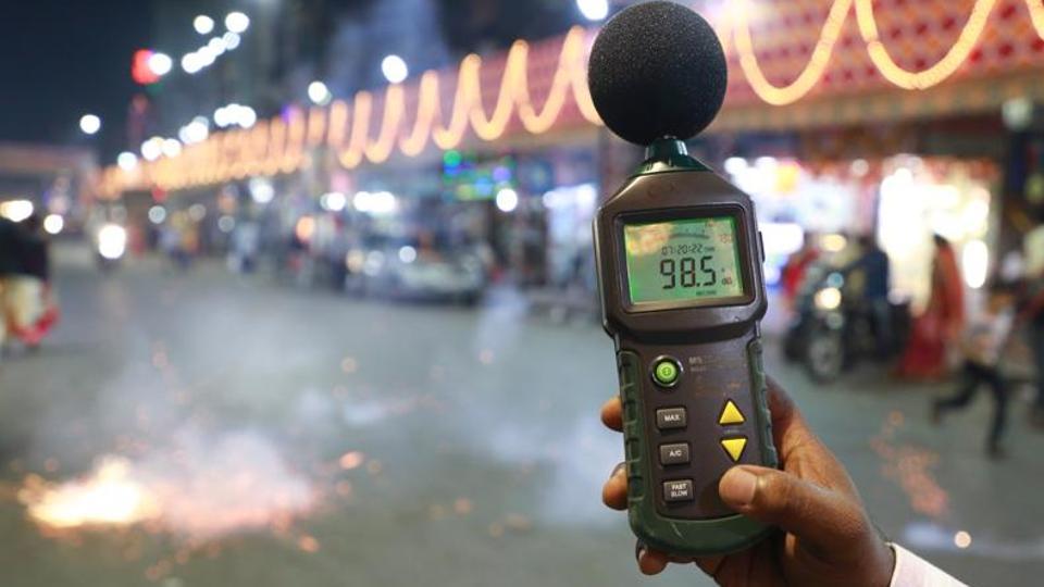 How To Control Noise Pollution On Diwali