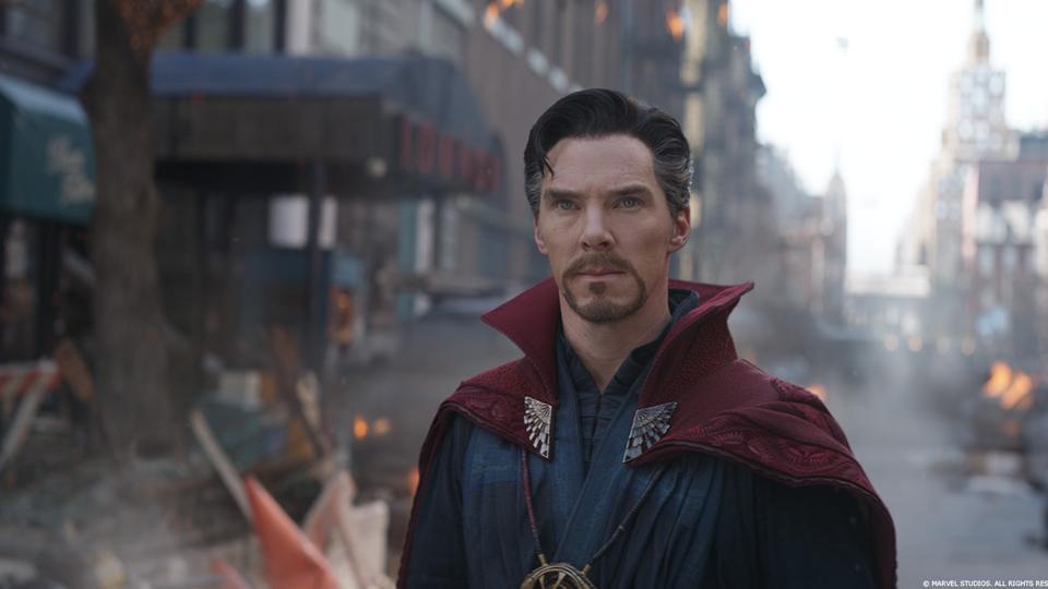 New Theory Says Doctor Strange Never Died In Avengers Infinity War Here S The Proof Hindustan Times