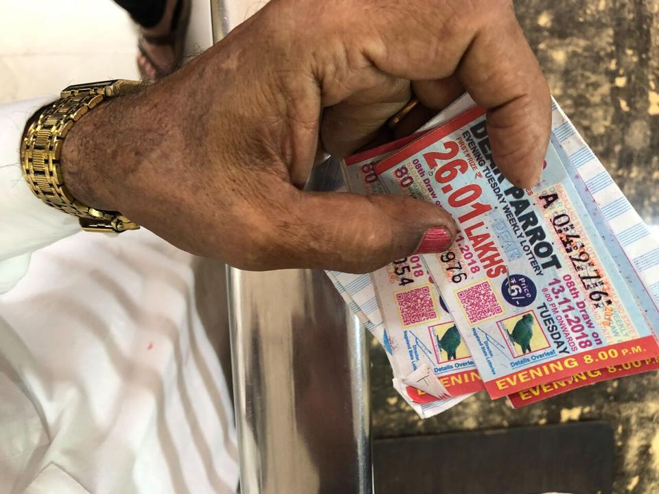 Kolkata’s lottery ticket sellers retain their clientele as the govt