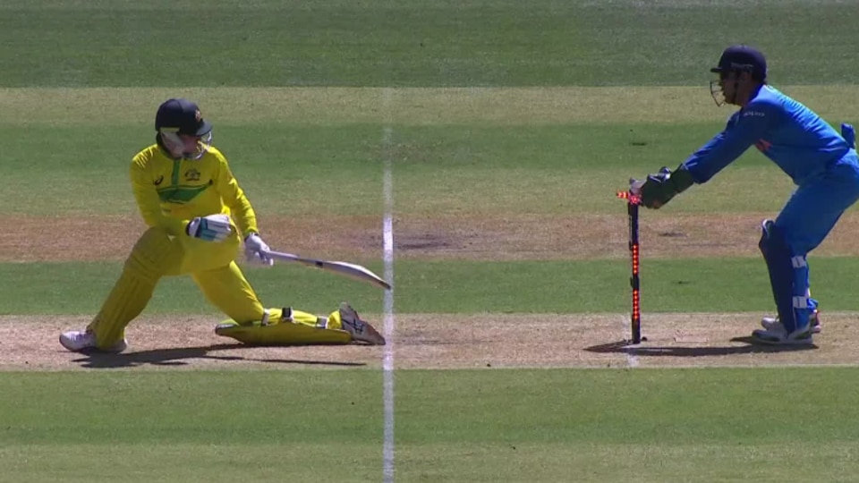 India Vs Australia: MS Dhoni Pulls Off A Lightning-quick Stumping To ...