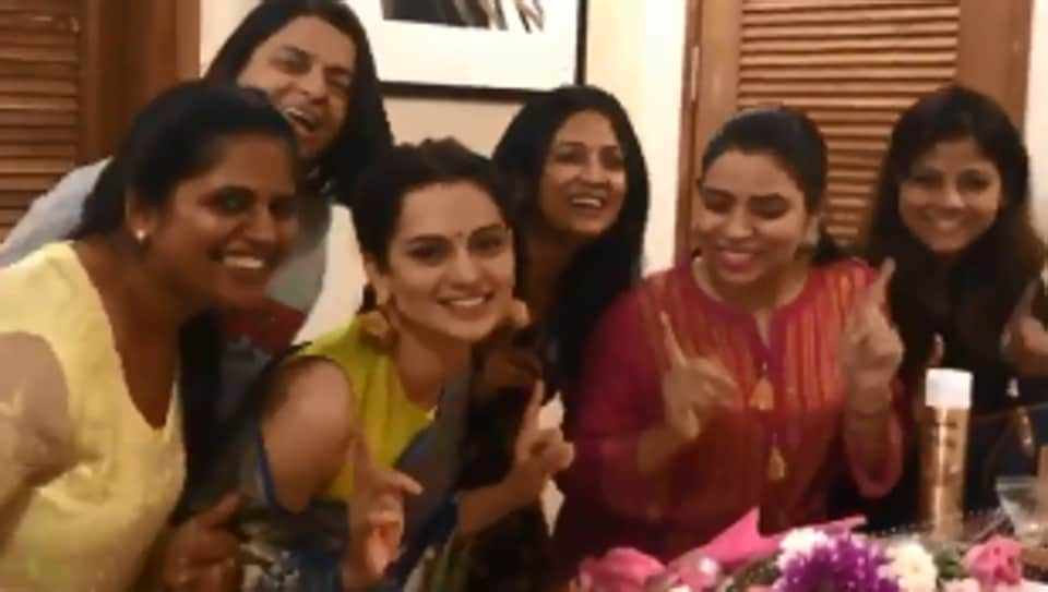 Kangana Ranaut celebrates Manikarnika success with a dance, after slamming Krish. Watch video