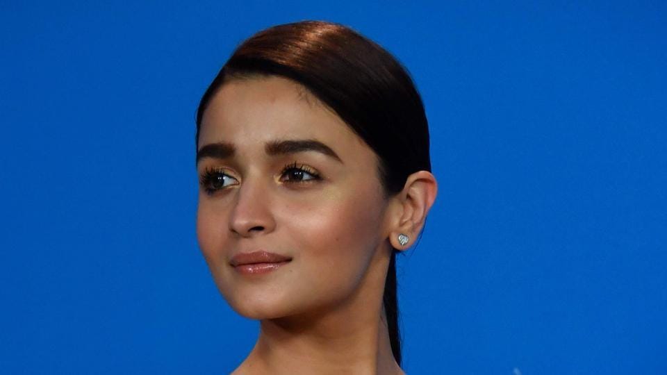 Alia Bhatt calls boyfriend Ranbir Kapoor ‘one of the greatest actors ...