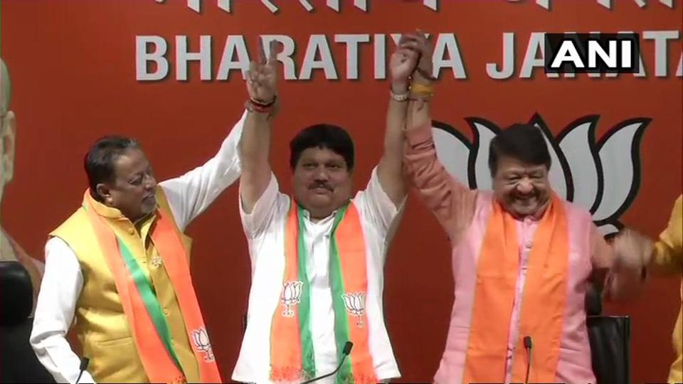 TMC Leader And Four-time MLA Arjun Singh Joins BJP | Latest News India ...