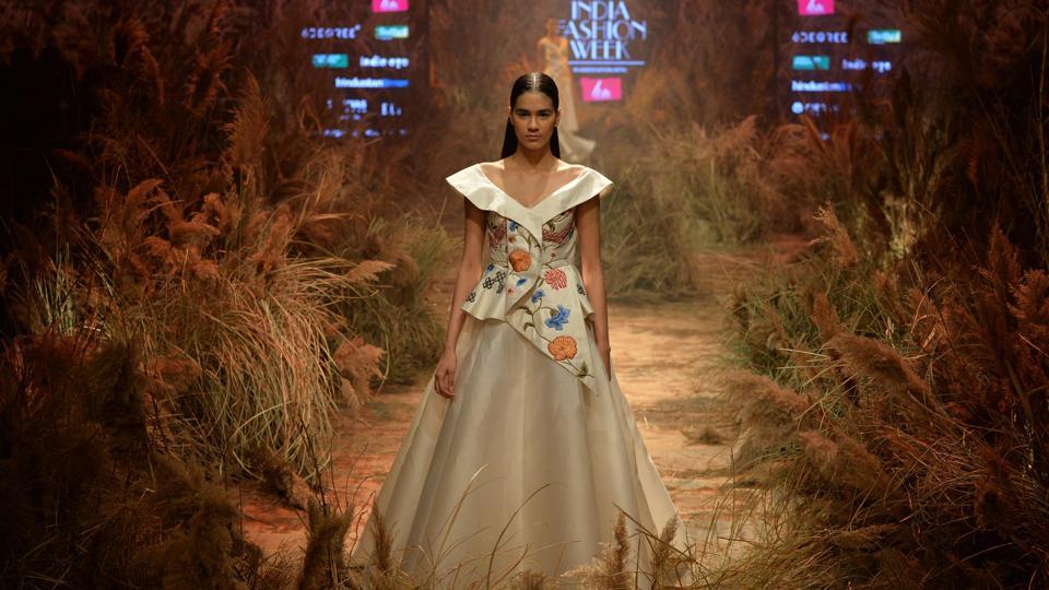 From India Fashion Week to the Mumbai bridge collapse: India this week