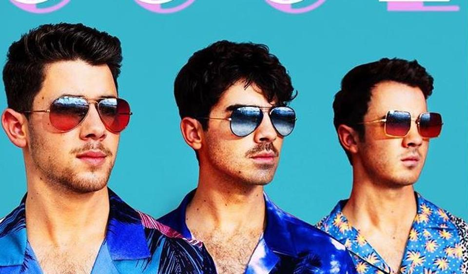 Priyanka Chopra, Nick Jonas announce Jonas Brothers’ new song Cool amid