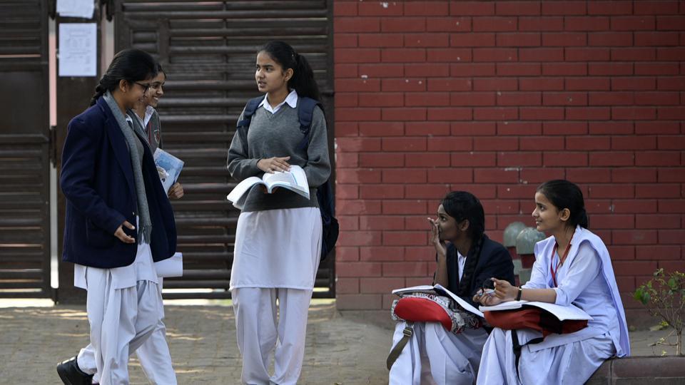 UP Board Result 2021: Bundelkhand girl scores 100% in Class 12 (Biplov Bhuyan/HT PHOTO) UP Board Result 2021: Bundelkhand girl scores 100% in Class 12 (Biplov Bhuyan/HT PHOTO)