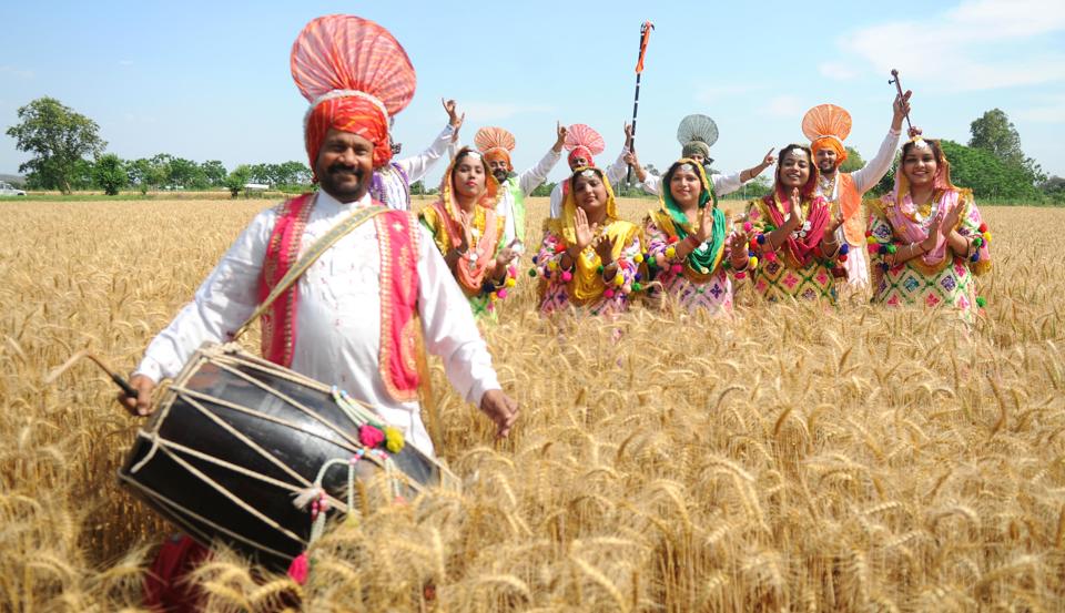 What to wear on Baisakhi Celebrating Sikhism Circular Threads