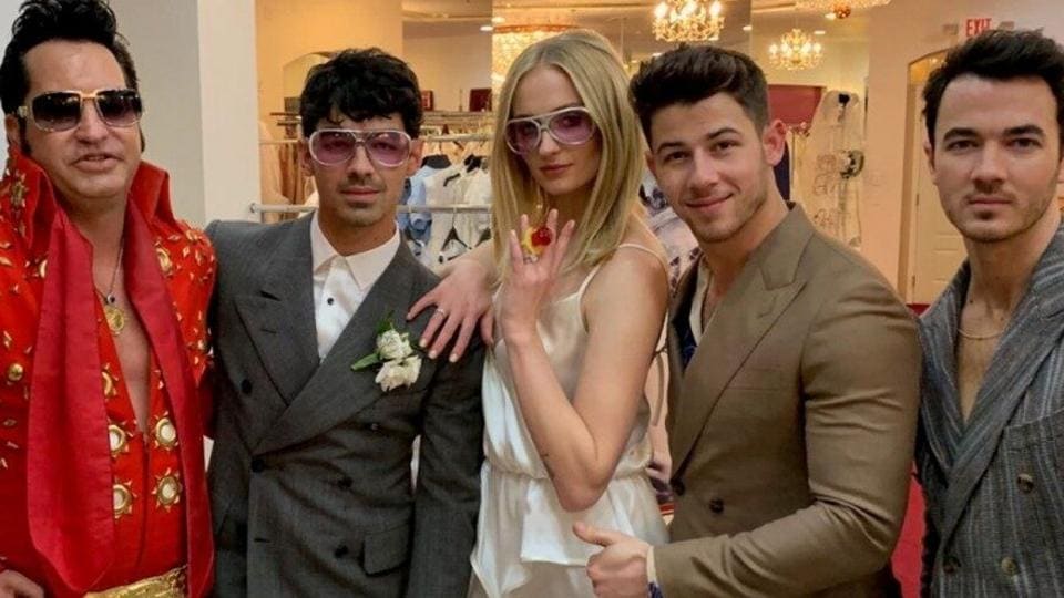 Sophie Turner unveils never before seen snap from wedding to Joe