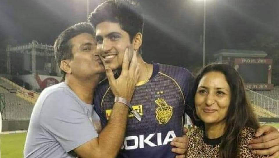 IPL 2019: Shubman Gill's father breaks into bhangra after his son's fifty,  earns praise from Shah Rukh Khan | Cricket - Hindustan Times