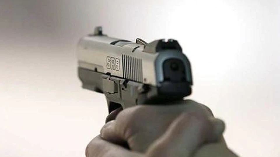 30-yr-old shot in Delhi for taking on robbers