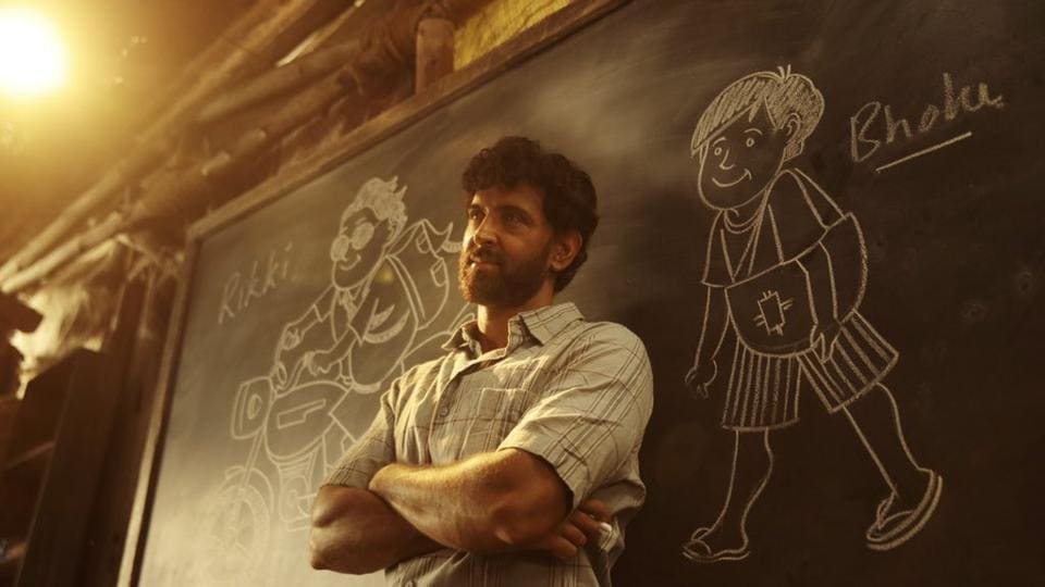 Super 30 trailer: Hrithik Roshan slaps on some tanning lotion, young actors bring in emotion