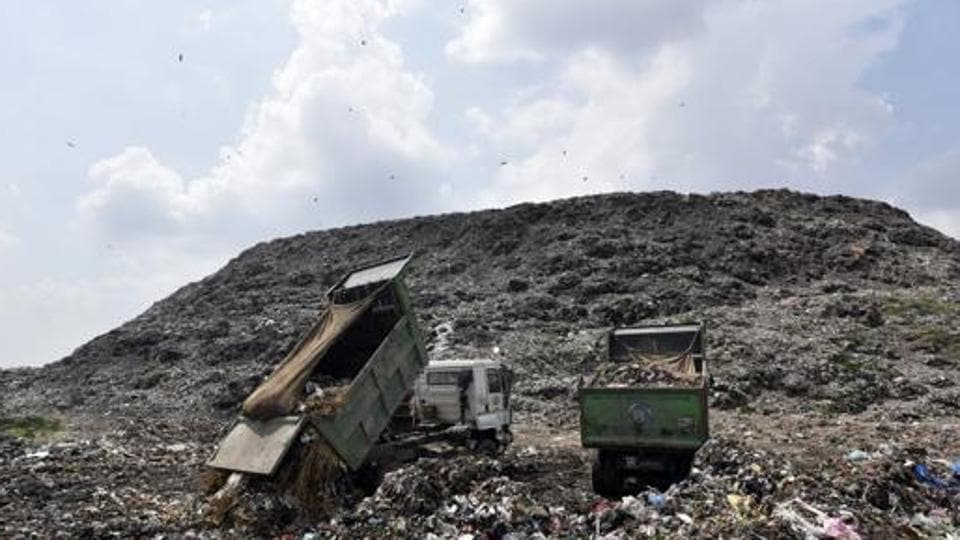 Ghazipur landfill collapse: A month on, pile of garbage strewn across road  unnerves residents