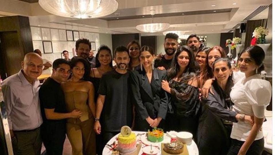 Sonam Kapoor celebrates birthday with husband Anand Ahuja, dad Anil Kapoor and family. See pics