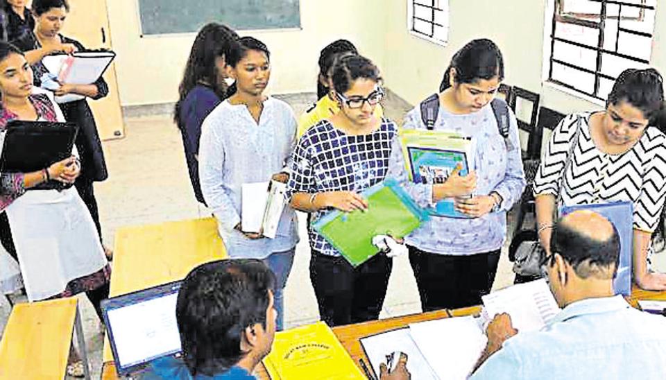 English Honours Is Top Choice For Du Aspirants Hindustan Times