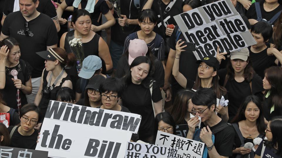 Hong Kong’s love of property not dimmed by massive protests - Hindustan ...