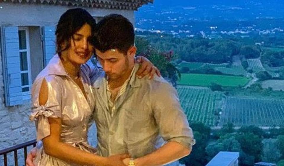 Priyanka Chopra-Nick Jonas are a picture of romance as they join Sophie Turner-Joe Jonas pre-wedding events, see pics of entire family