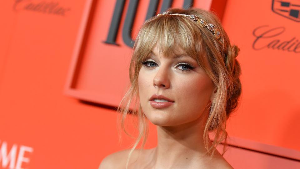 Taylor Swift pens scathing post about Scooter Braun who now owns the rights to all her music so far