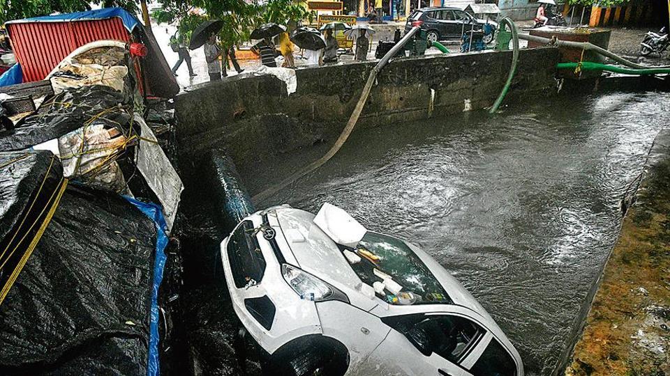 Two inside car drown as Mumbai’s Malad subway floods Mumbai news