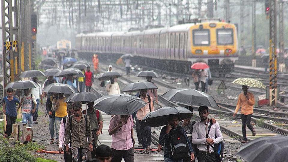 Mumbai gasps as local remains shut for 16 hours