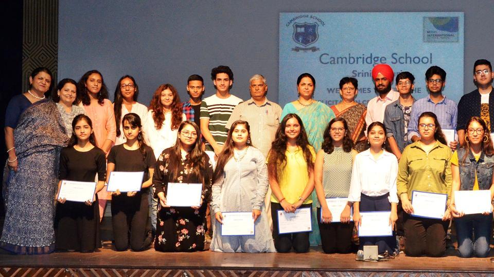 Cambridge School organises felicitation ceremony