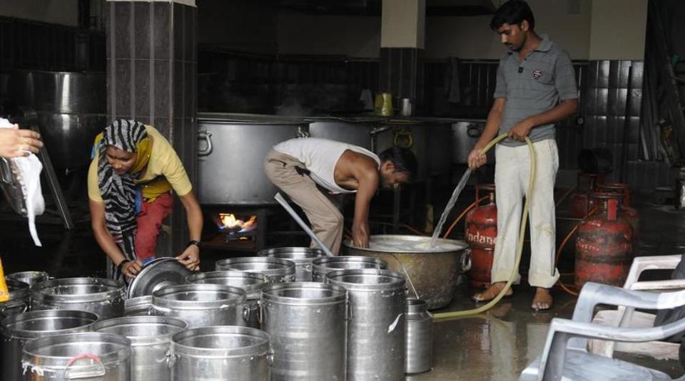 Mid day meals allegedly cooked in animal fat at Madhya Pradesh Anganwadi