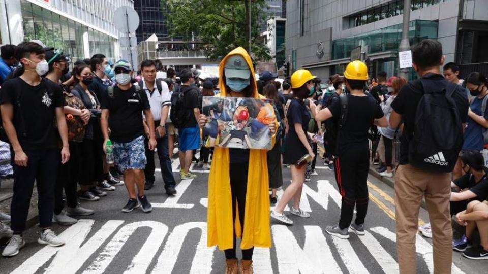 Zara seeks to distance brand from Hong Kong protest controversy