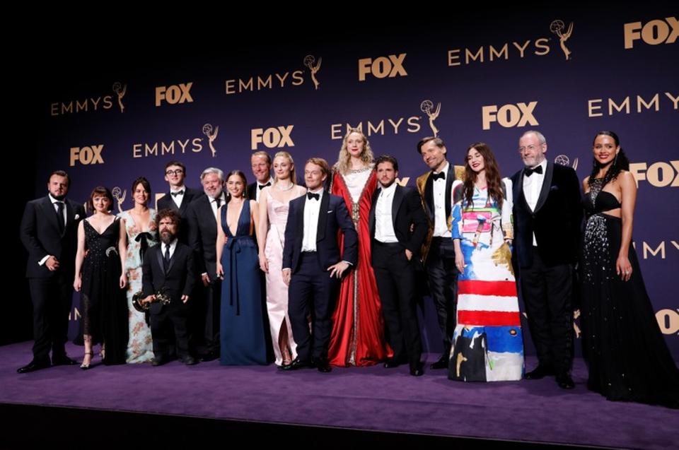 Game of Thrones' Ties Emmy Record With Drama Series Win - Bloomberg