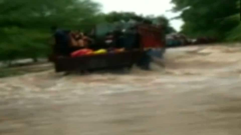 Truck ferrying school kids washed away in flood-hit Rajasthan, students ...