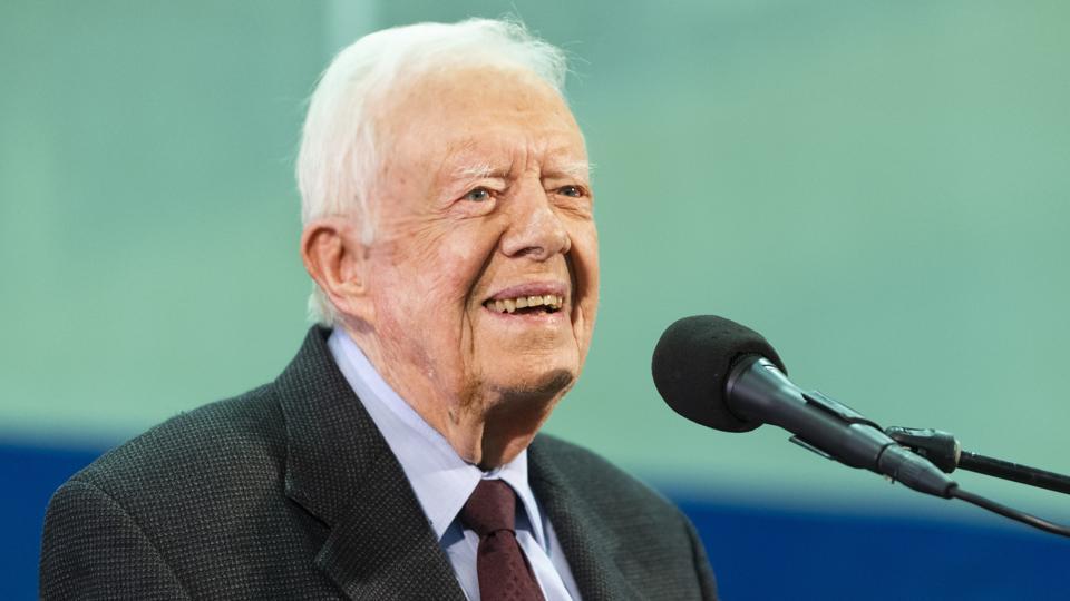 Former US President Jimmy Carter has black eye, stitches after fall ...