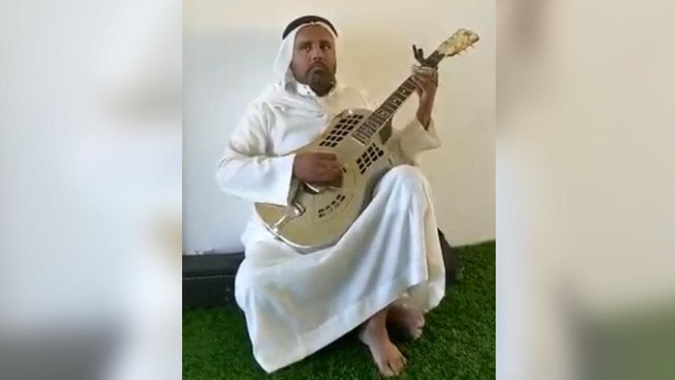 Anand Mahindra shares video of man playing the blues, wants to find him for this reason