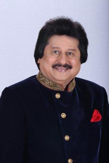 Ghazal maestro Pankaj Udhas makes Marathi musical debut with Anuradha ...