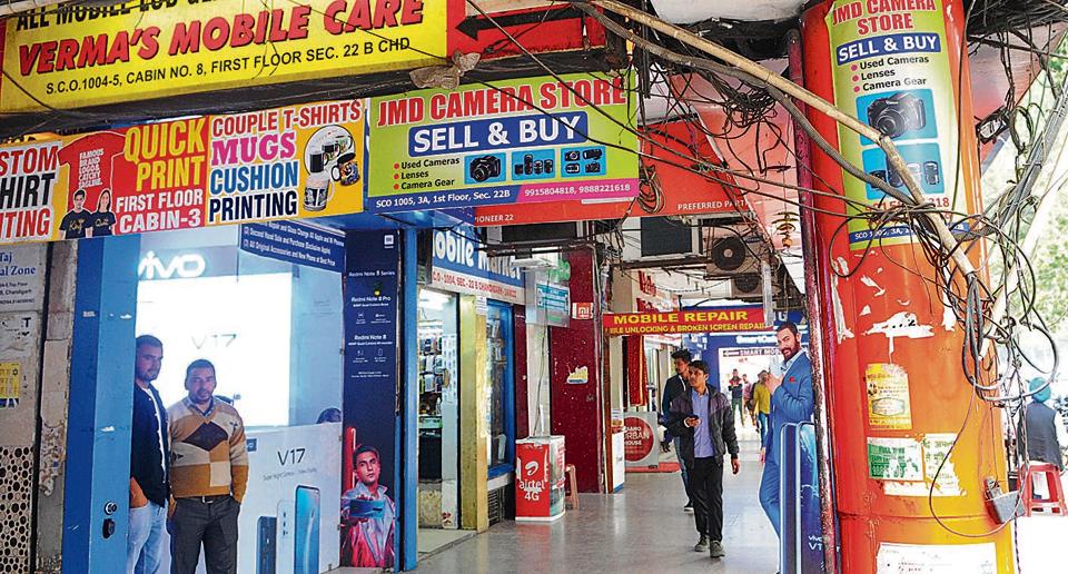 10 major markets in Chandigarh sitting on tinderbox; 90 buildings yet