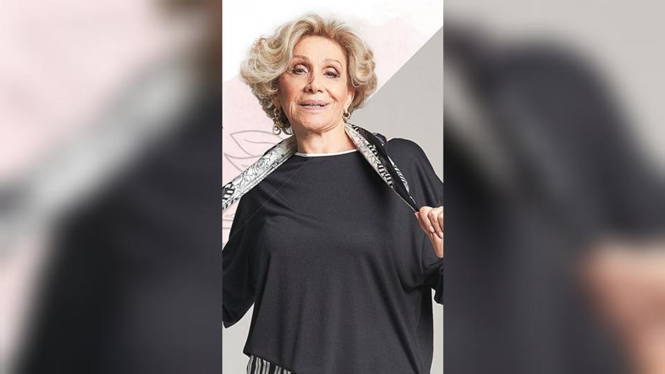 Helena Schargel, Brazil's 79-year-old lingerie model shines light