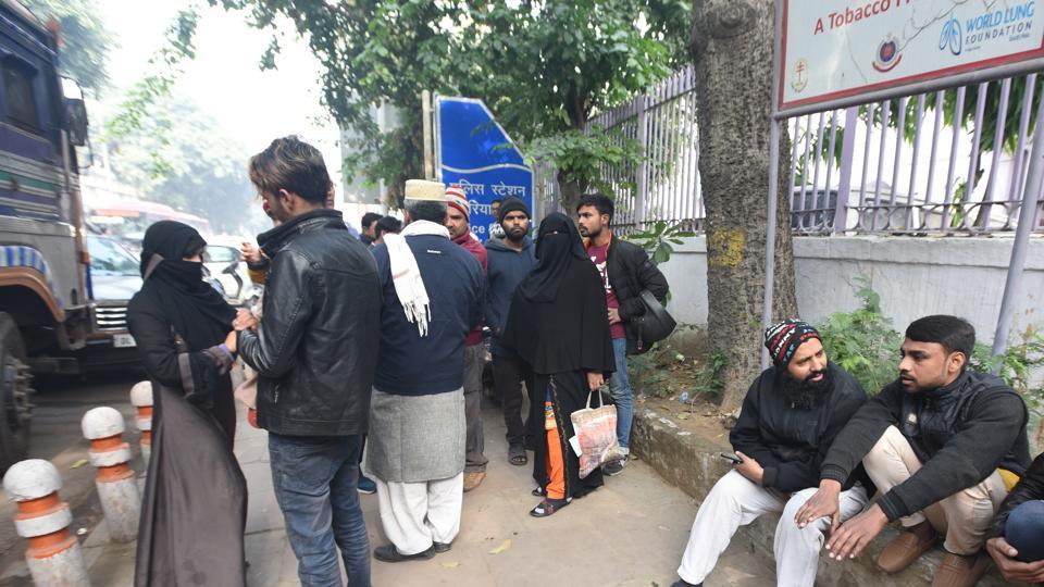 15 held in connection with Daryaganj violence produced before Delhi