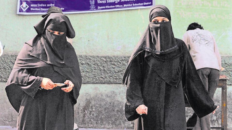 JD Women’s College in Patna bans burqa inside classroom - Hindustan Times