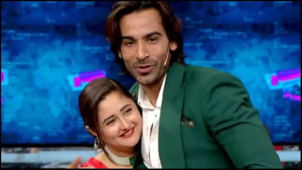 Rashami Desai claims ex Arhaan Khan 'used her emotionally', says she did  Bigg Boss 13 to give his career a boost - Hindustan Times