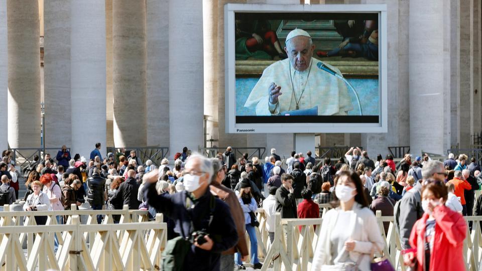 Pope Francis livestreams general audience as coronavirus puts Vatican City on lockdown | World ...