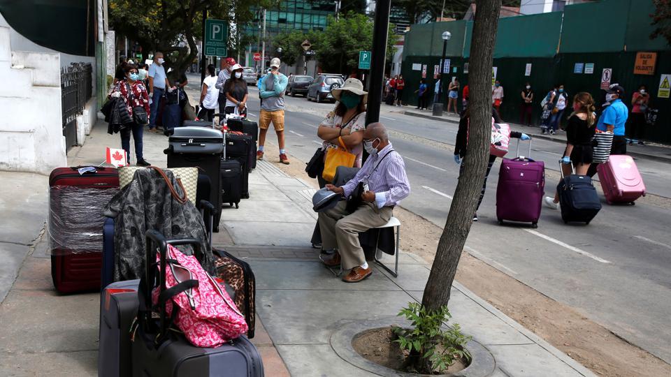 Coronavirus Update 3 Lakh Indians Stranded In Canada Amid Covid 19 Travel Restrictions Hindustan Times