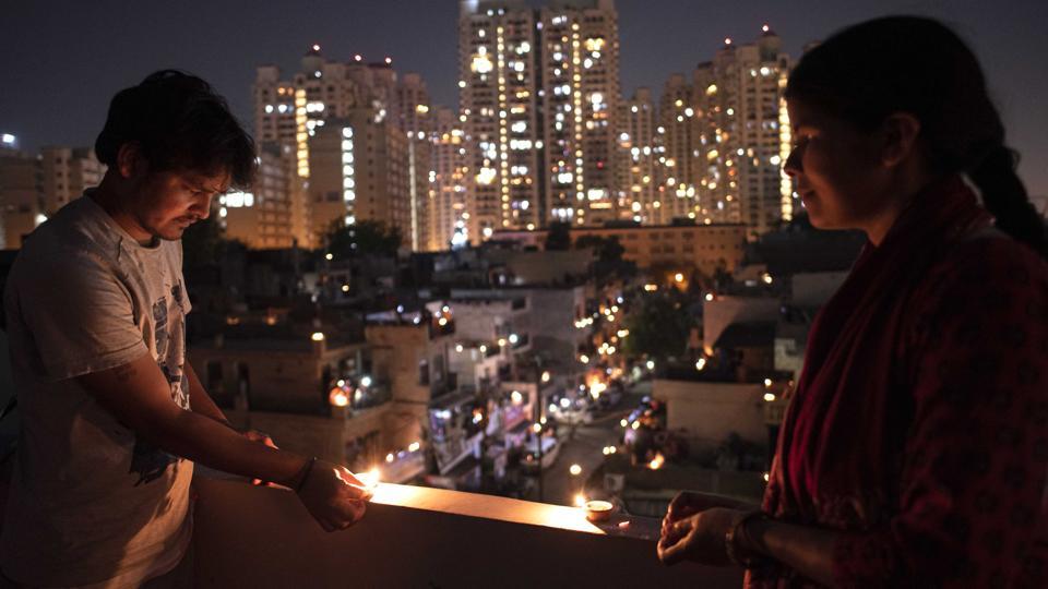 Drastic fall in TV viewership during ‘9pm 9min’ call given by PM Modi ...